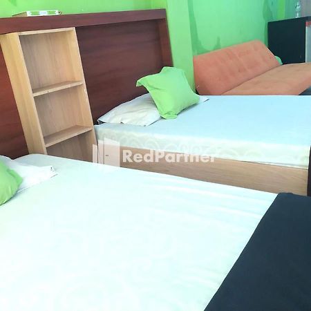 Seungit Syariah Inn Tebet Mitra Reddoorz Jakarta Ngoại thất bức ảnh