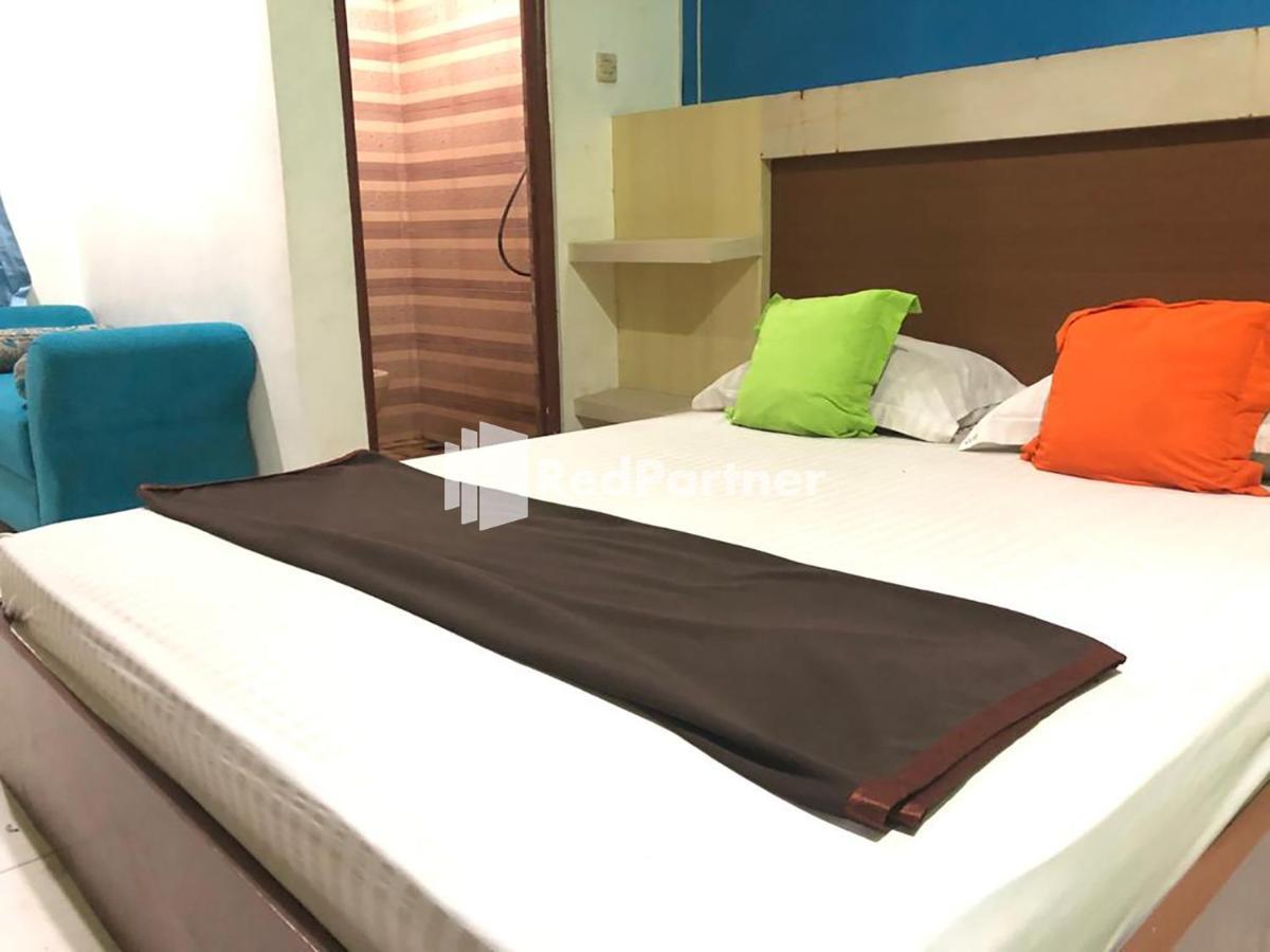 Seungit Syariah Inn Tebet Mitra Reddoorz Jakarta Ngoại thất bức ảnh