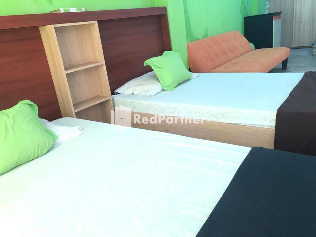 Seungit Syariah Inn Tebet Mitra Reddoorz Jakarta Ngoại thất bức ảnh