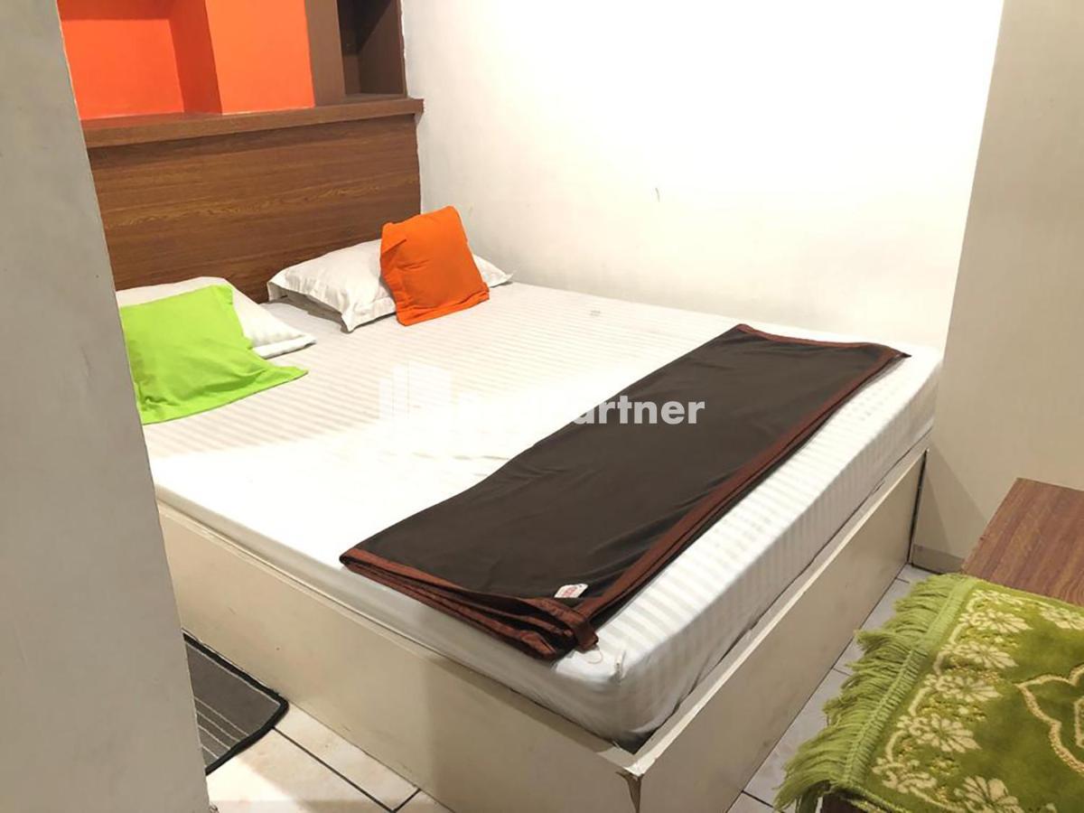 Seungit Syariah Inn Tebet Mitra Reddoorz Jakarta Ngoại thất bức ảnh