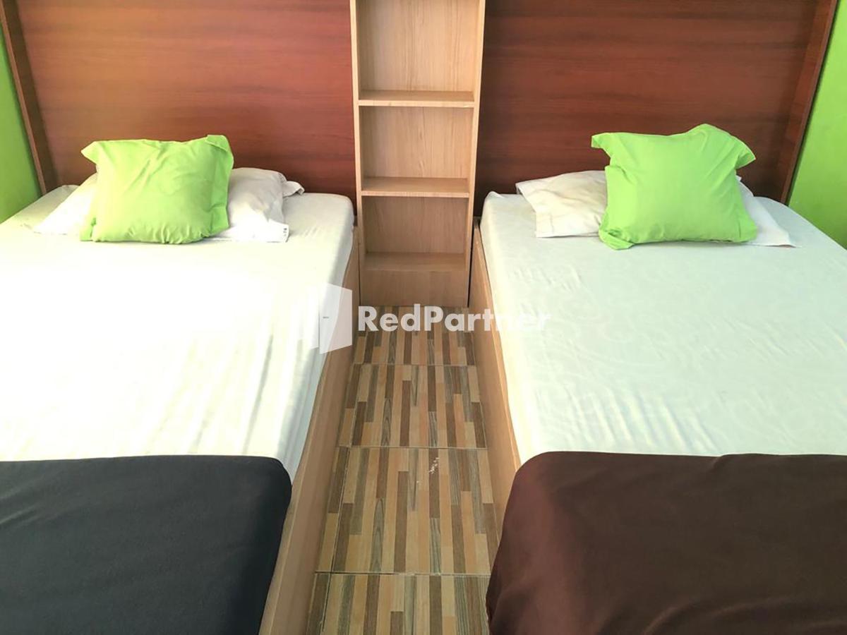 Seungit Syariah Inn Tebet Mitra Reddoorz Jakarta Ngoại thất bức ảnh
