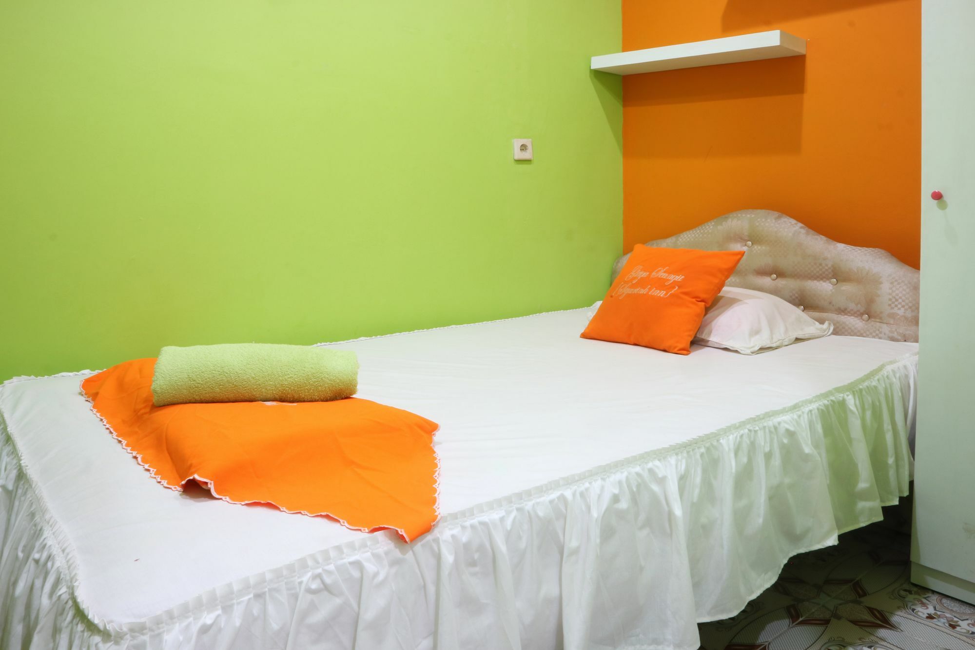 Seungit Syariah Inn Tebet Mitra Reddoorz Jakarta Ngoại thất bức ảnh